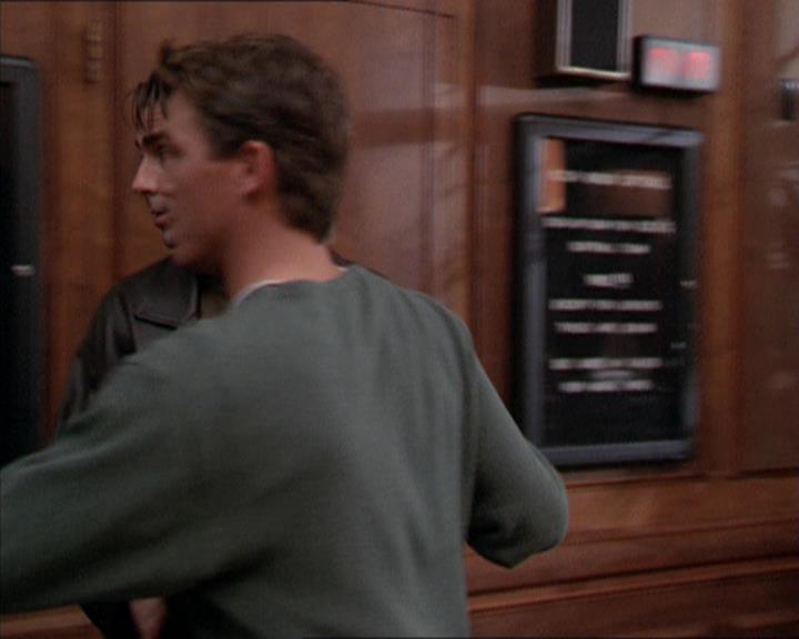 Charmed-Online_dot_net-2x05TheDevilsMusic0374.jpg