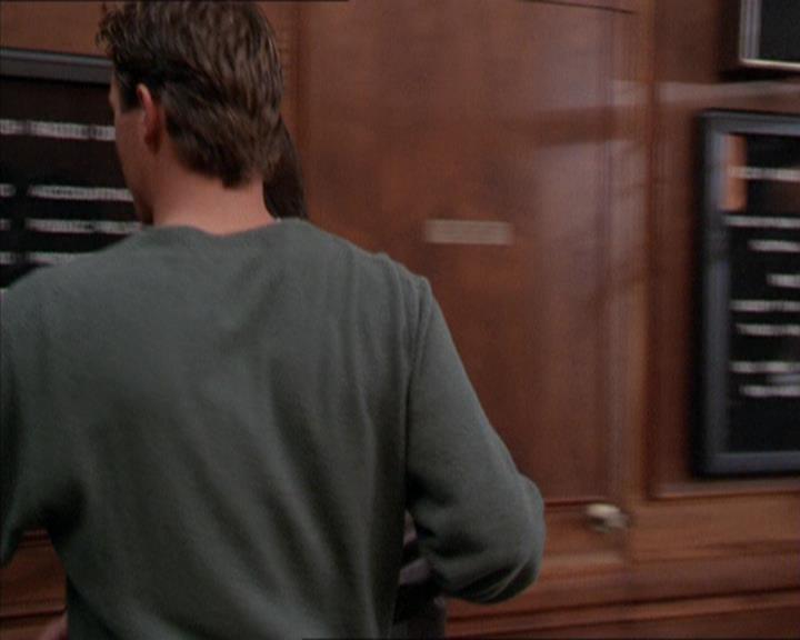 Charmed-Online_dot_net-2x05TheDevilsMusic0376.jpg