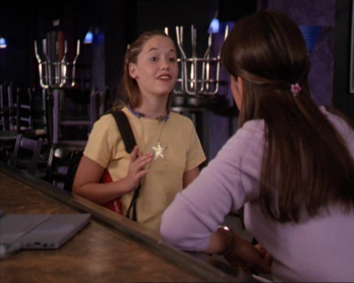 Charmed-Online_dot_net-2x05TheDevilsMusic0441.jpg