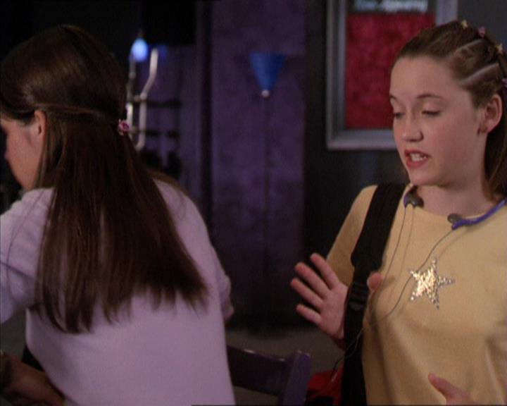 Charmed-Online_dot_net-2x05TheDevilsMusic0445.jpg