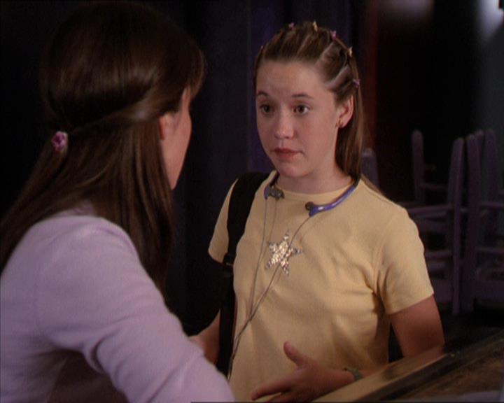 Charmed-Online_dot_net-2x05TheDevilsMusic0462.jpg