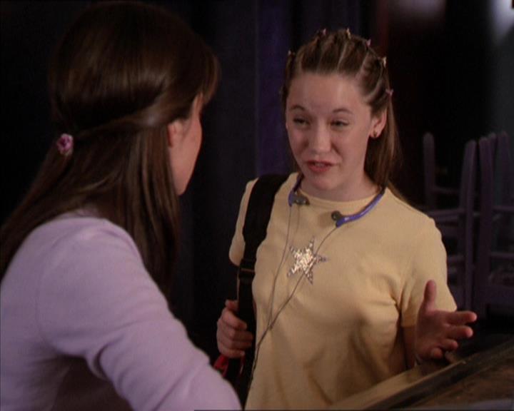 Charmed-Online_dot_net-2x05TheDevilsMusic0466.jpg