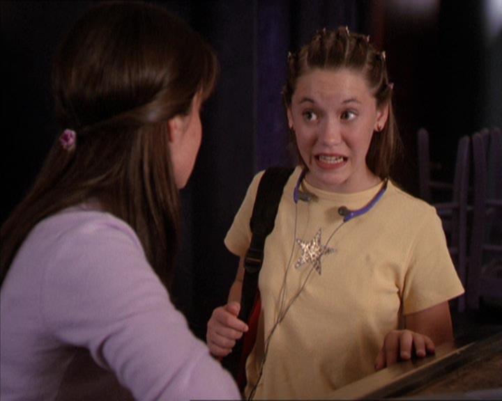 Charmed-Online_dot_net-2x05TheDevilsMusic0474.jpg