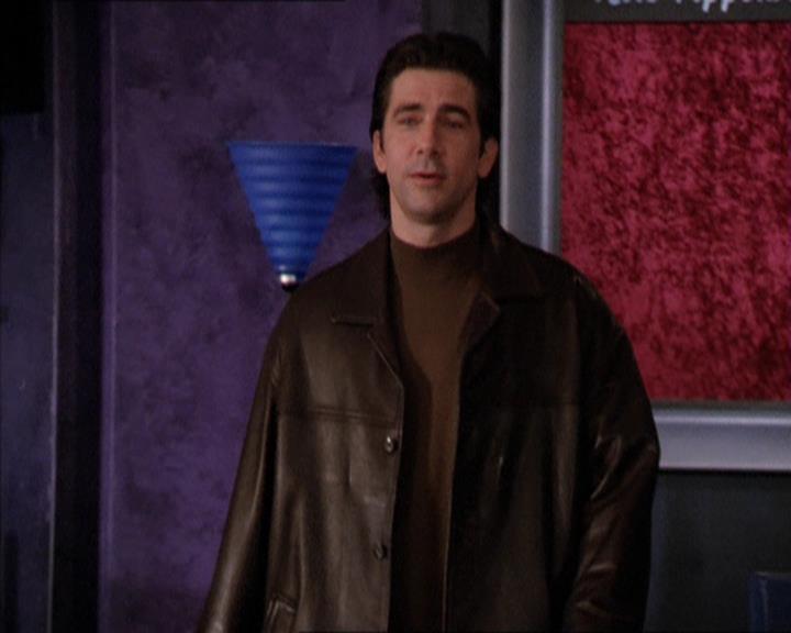 Charmed-Online_dot_net-2x05TheDevilsMusic0515.jpg