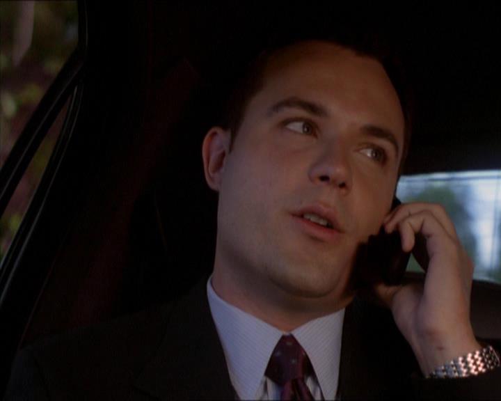 Charmed-Online_dot_net-2x05TheDevilsMusic0636.jpg