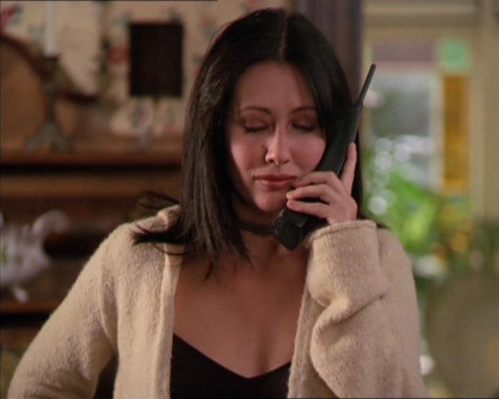 Charmed-Online_dot_net-2x05TheDevilsMusic0639.jpg