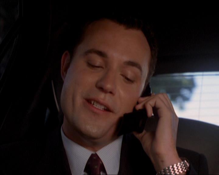 Charmed-Online_dot_net-2x05TheDevilsMusic0644.jpg
