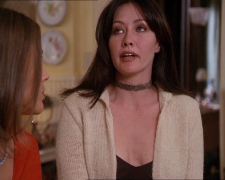 Charmed-Online_dot_net-2x05TheDevilsMusic0664.jpg