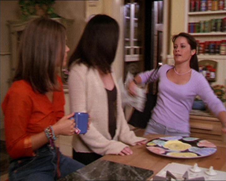 Charmed-Online_dot_net-2x05TheDevilsMusic0670.jpg