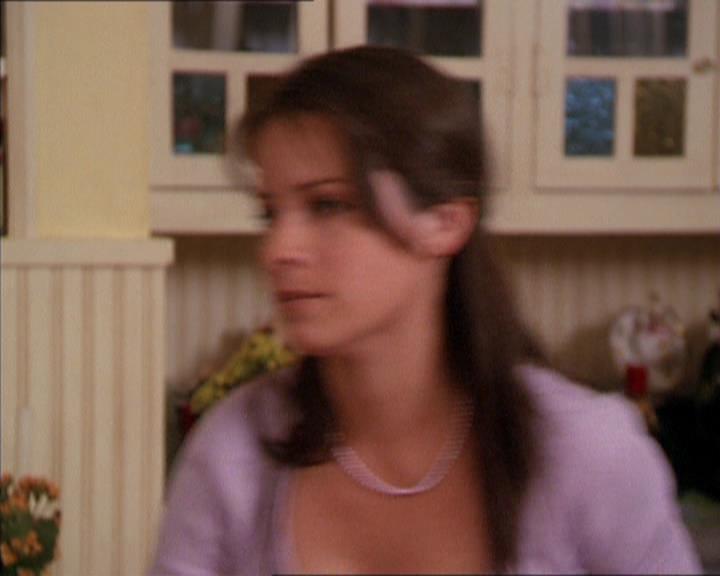 Charmed-Online_dot_net-2x05TheDevilsMusic0687.jpg