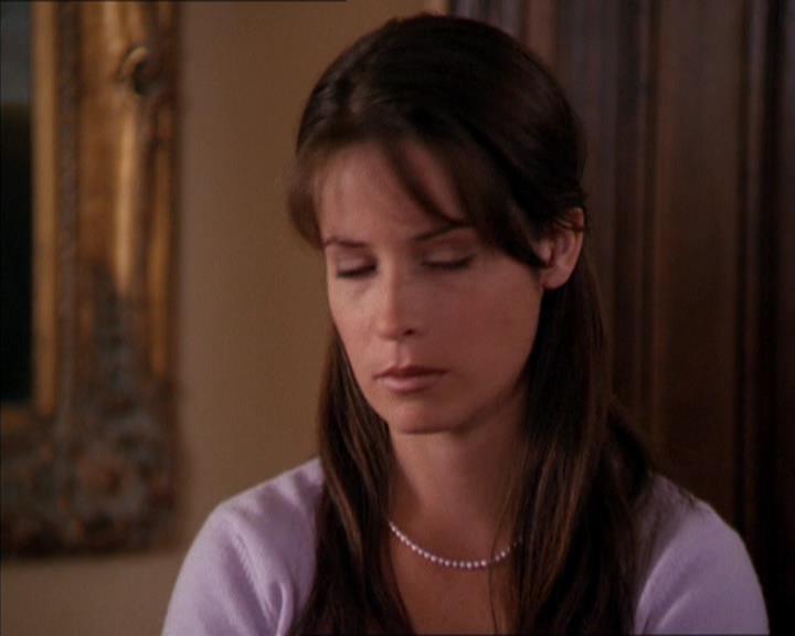 Charmed-Online_dot_net-2x05TheDevilsMusic0814.jpg
