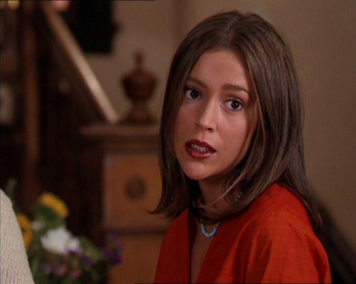 Charmed-Online_dot_net-2x05TheDevilsMusic0822.jpg