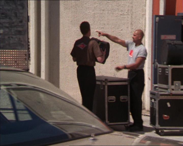 Charmed-Online_dot_net-2x05TheDevilsMusic0837.jpg