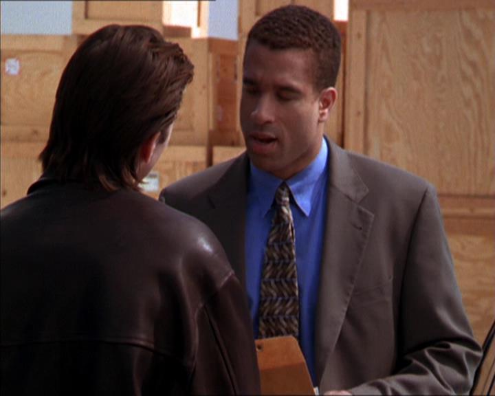Charmed-Online_dot_net-2x05TheDevilsMusic0849.jpg