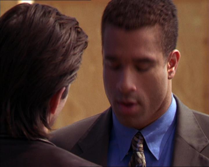 Charmed-Online_dot_net-2x05TheDevilsMusic0866.jpg