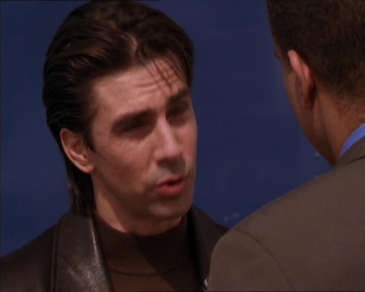 Charmed-Online_dot_net-2x05TheDevilsMusic0875.jpg
