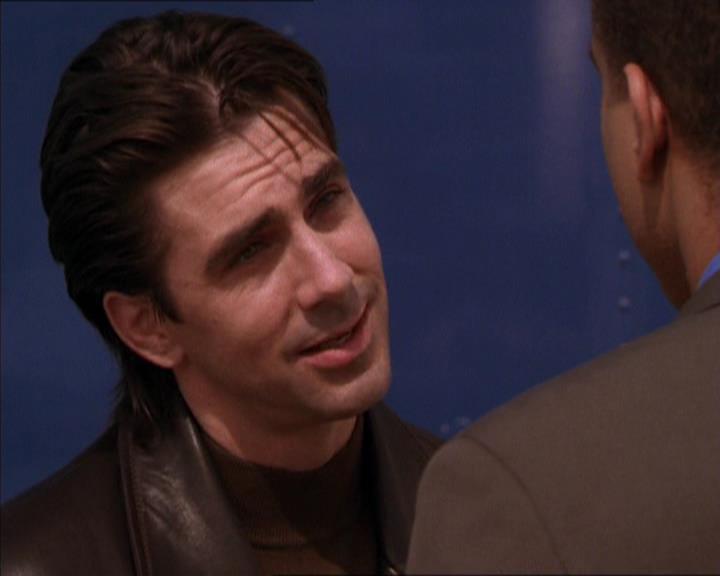 Charmed-Online_dot_net-2x05TheDevilsMusic0909.jpg
