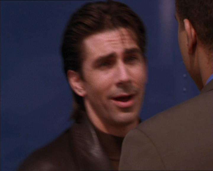 Charmed-Online_dot_net-2x05TheDevilsMusic0911.jpg