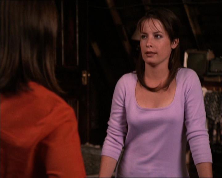 Charmed-Online_dot_net-2x05TheDevilsMusic0967.jpg