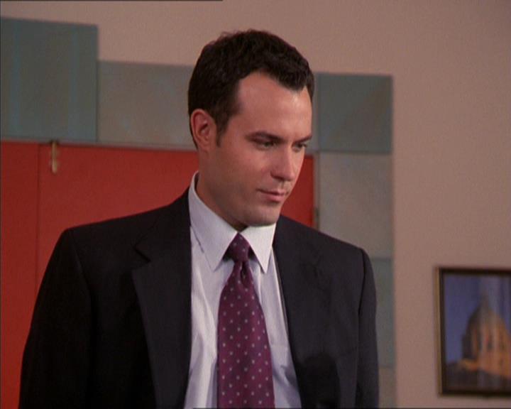 Charmed-Online_dot_net-2x05TheDevilsMusic1049.jpg