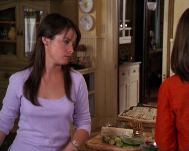 Charmed-Online_dot_net-2x05TheDevilsMusic1169.jpg