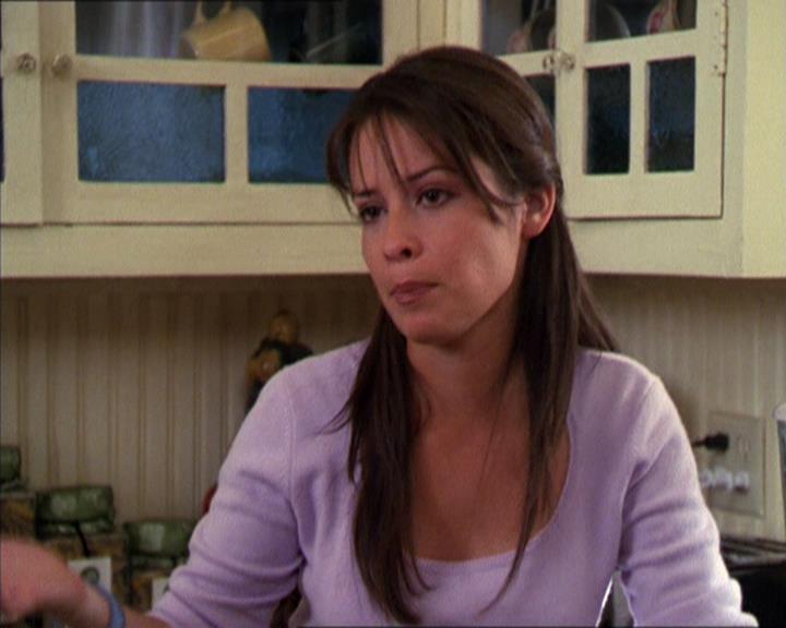 Charmed-Online_dot_net-2x05TheDevilsMusic1181.jpg