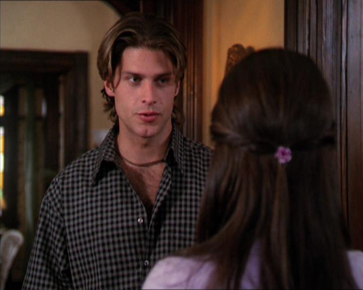 Charmed-Online_dot_net-2x05TheDevilsMusic1238.jpg