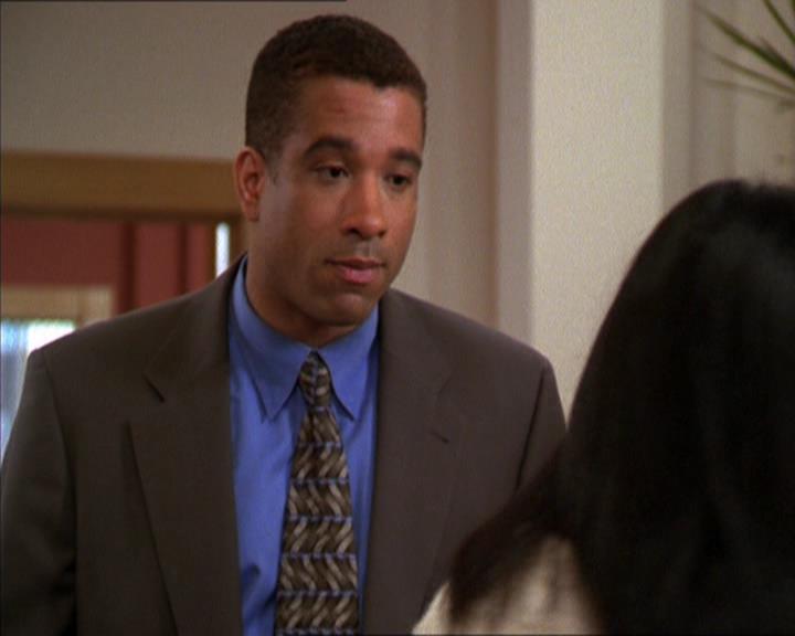 Charmed-Online_dot_net-2x05TheDevilsMusic1320.jpg