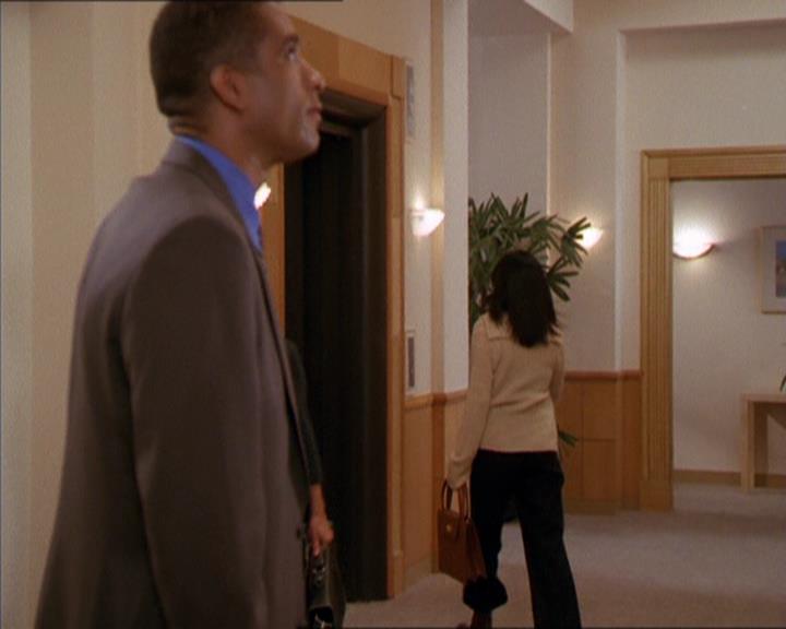 Charmed-Online_dot_net-2x05TheDevilsMusic1402.jpg