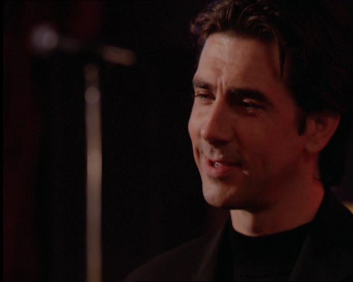 Charmed-Online_dot_net-2x05TheDevilsMusic1549.jpg
