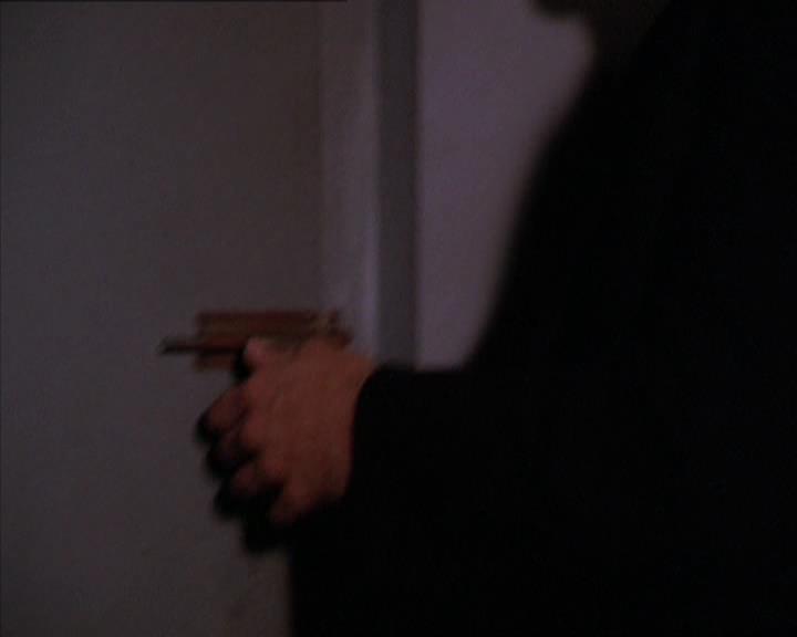 Charmed-Online_dot_net-2x05TheDevilsMusic1582.jpg