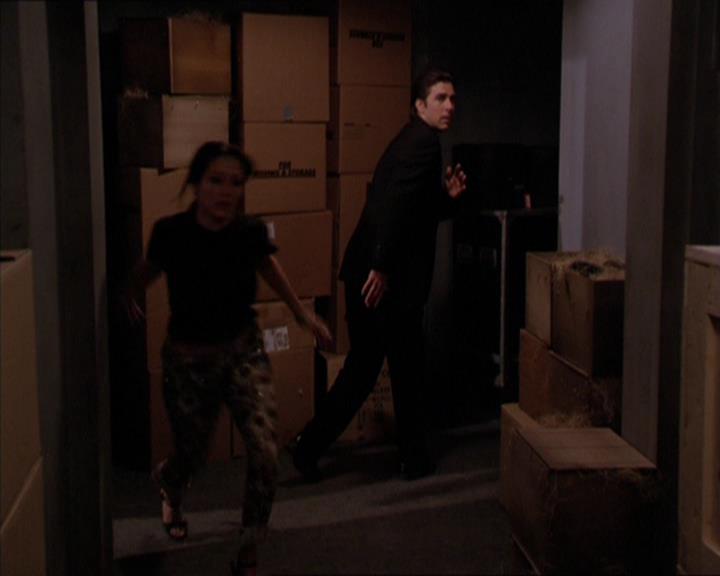 Charmed-Online_dot_net-2x05TheDevilsMusic1627.jpg