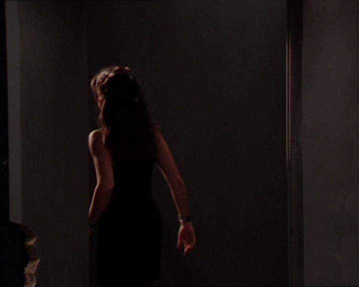 Charmed-Online_dot_net-2x05TheDevilsMusic1630.jpg