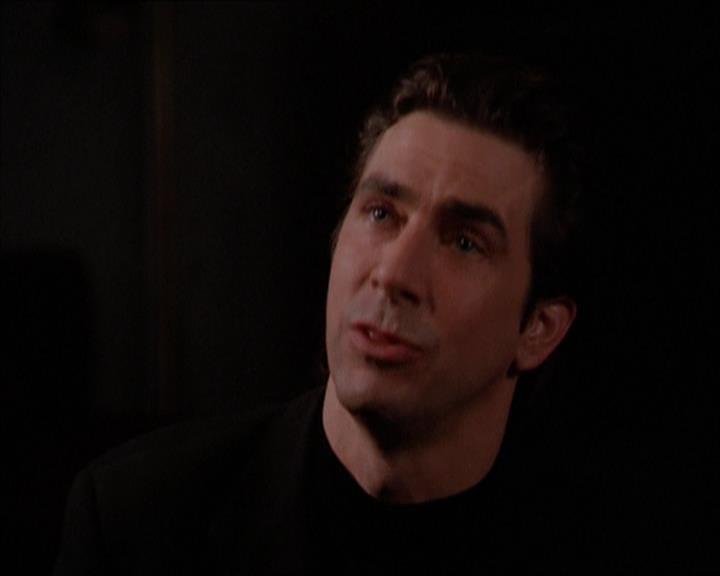 Charmed-Online_dot_net-2x05TheDevilsMusic1708.jpg