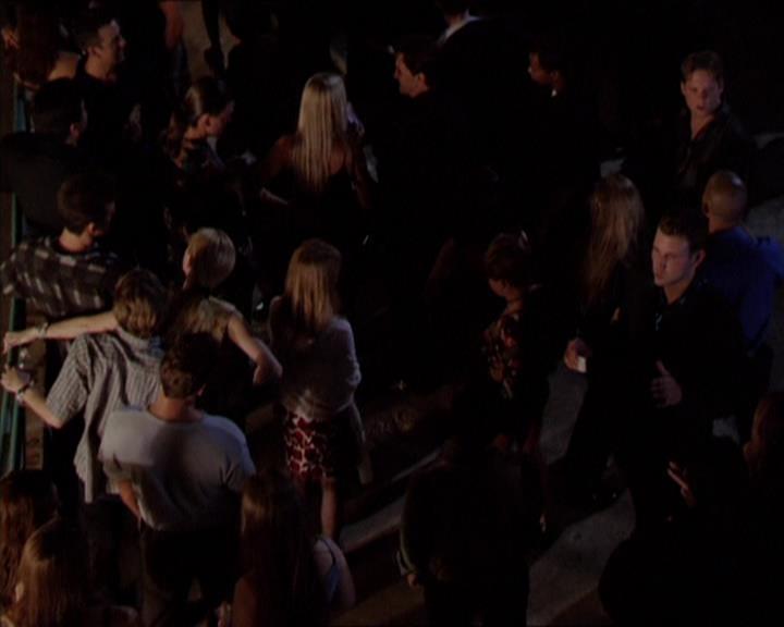 Charmed-Online_dot_net-2x05TheDevilsMusic1721.jpg