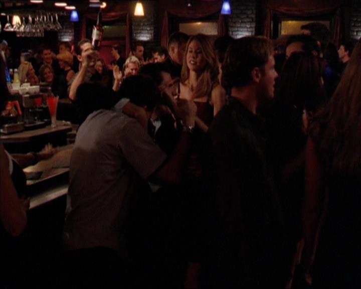 Charmed-Online_dot_net-2x05TheDevilsMusic1753.jpg