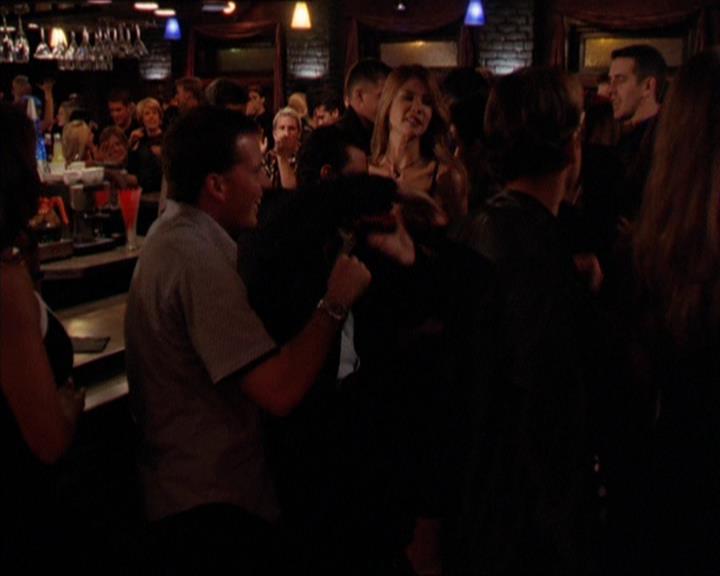 Charmed-Online_dot_net-2x05TheDevilsMusic1754.jpg