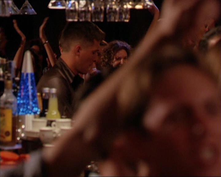 Charmed-Online_dot_net-2x05TheDevilsMusic1762.jpg