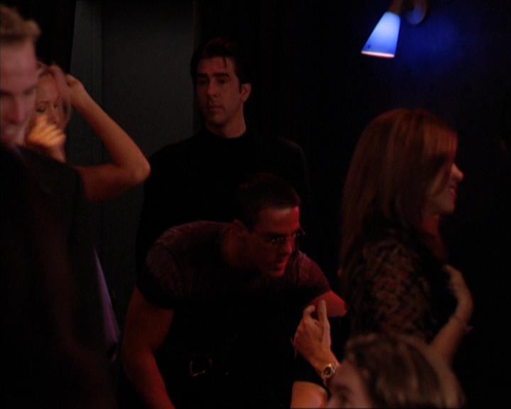 Charmed-Online_dot_net-2x05TheDevilsMusic1784.jpg