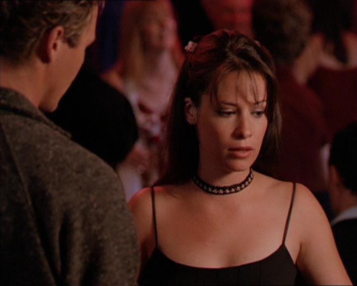 Charmed-Online_dot_net-2x05TheDevilsMusic1797.jpg