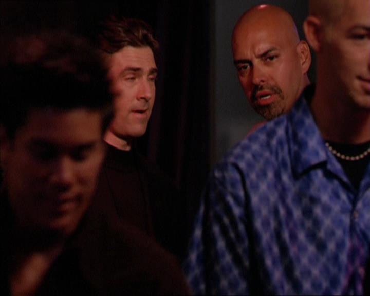 Charmed-Online_dot_net-2x05TheDevilsMusic1901.jpg