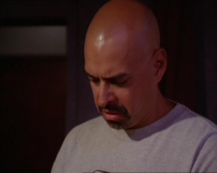 Charmed-Online_dot_net-2x05TheDevilsMusic1951.jpg