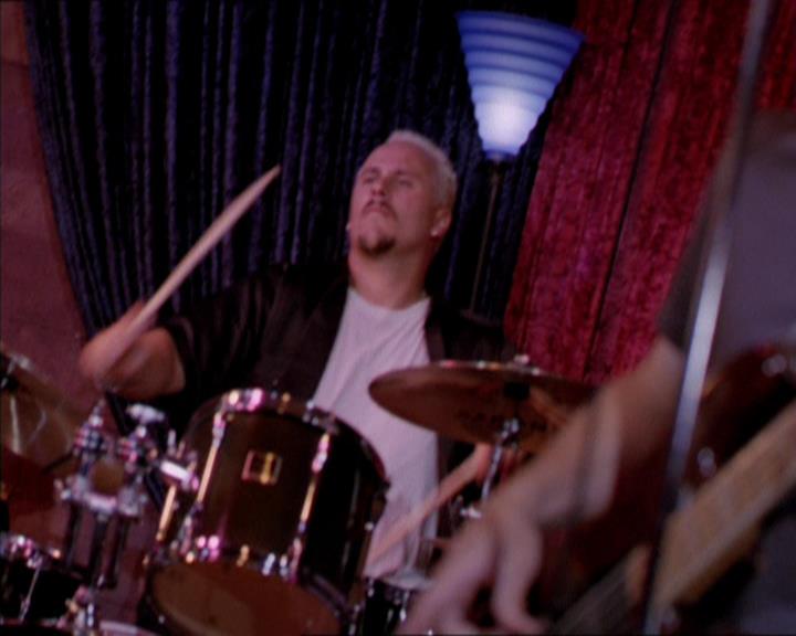 Charmed-Online_dot_net-2x05TheDevilsMusic1961.jpg