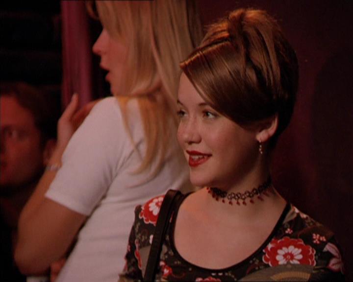 Charmed-Online_dot_net-2x05TheDevilsMusic1967.jpg