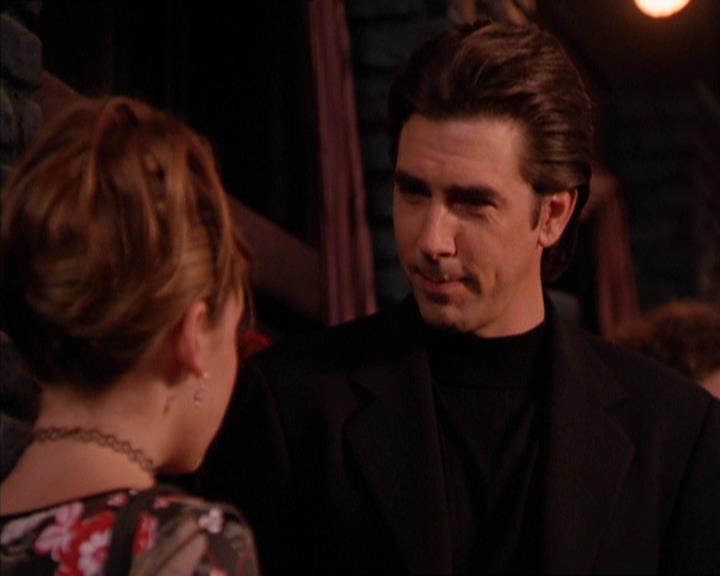 Charmed-Online_dot_net-2x05TheDevilsMusic1982.jpg