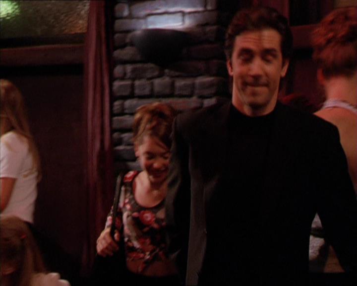 Charmed-Online_dot_net-2x05TheDevilsMusic2012.jpg