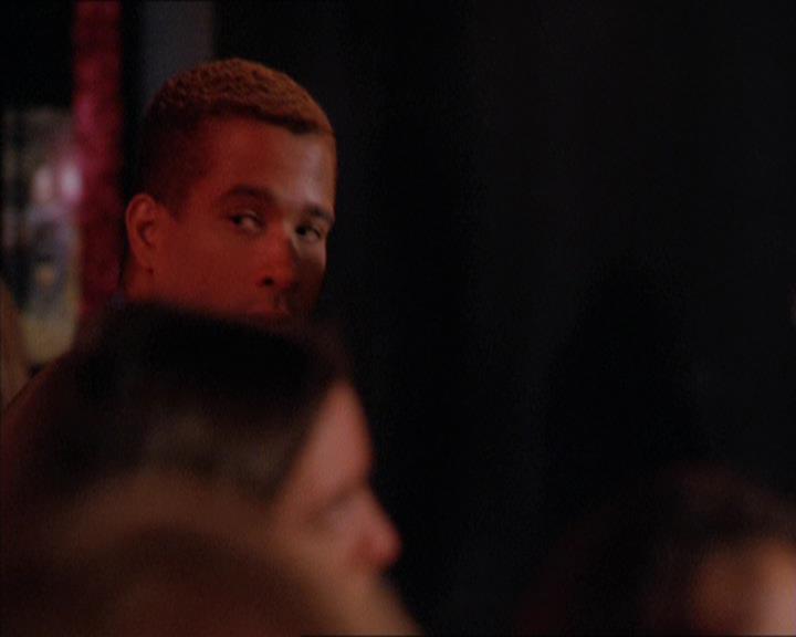 Charmed-Online_dot_net-2x05TheDevilsMusic2028.jpg