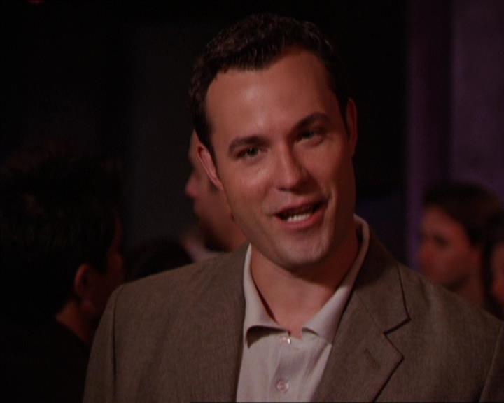 Charmed-Online_dot_net-2x05TheDevilsMusic2044.jpg