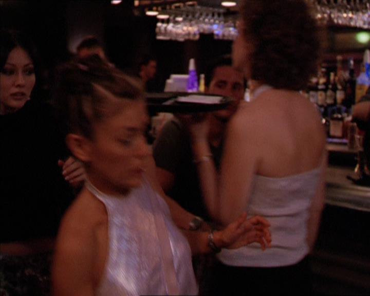 Charmed-Online_dot_net-2x05TheDevilsMusic2069.jpg