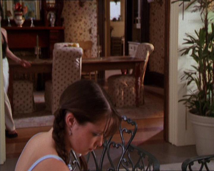 Charmed-Online_dot_net-2x05TheDevilsMusic2323.jpg